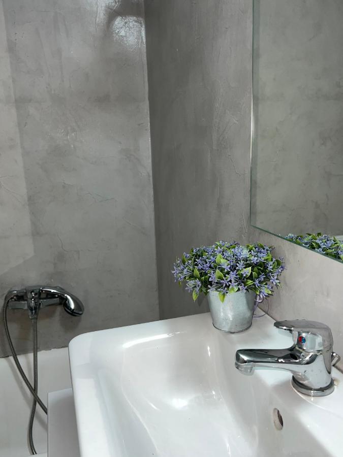 Agios Eleftherios Metro St. 2 Bedrms 4 Pers. Flat Athens Ngoại thất bức ảnh